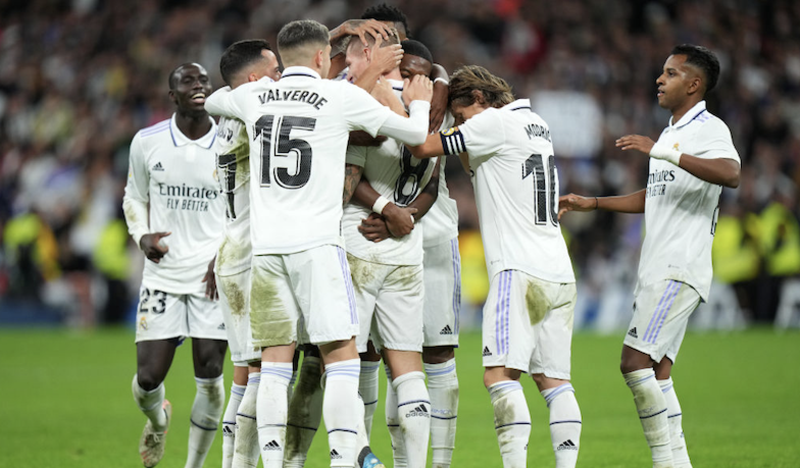 Foto: 14. kolejka: Królewscy ze stratą do Barcelony przed mundialem