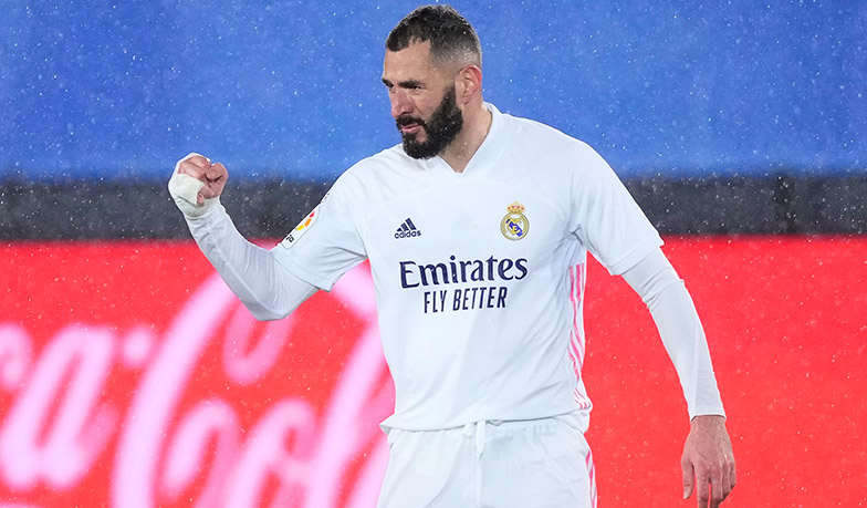 Foto: Benzema: Podeszliśmy do meczu z wiarą w siebie