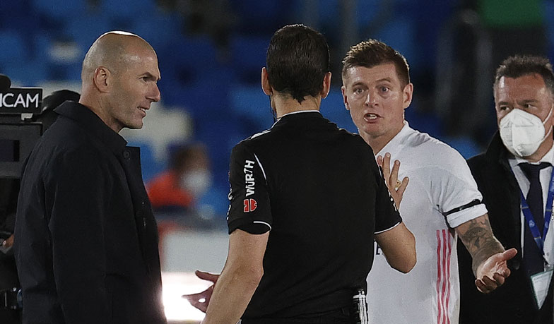 Foto: Kroos: W meczu z Sevillą czuliśmy się z Zidane'em oszukani