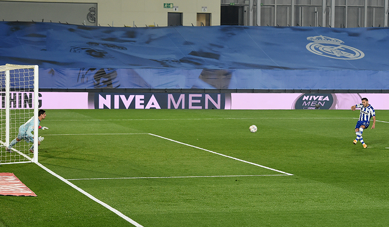Foto: Pięć karnych w trzech kolejnych meczach ligowych