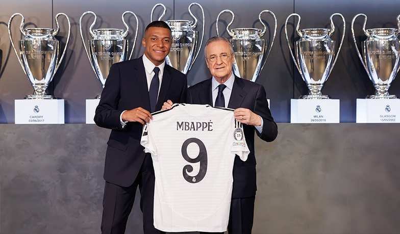 Foto: Mbappé podpisał kontrakt