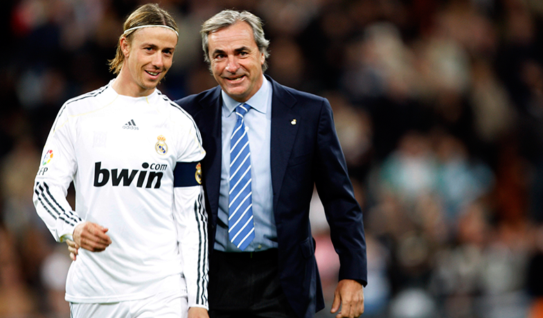 Foto: Real Madryt gratuluje Carlosowi Sainzowi