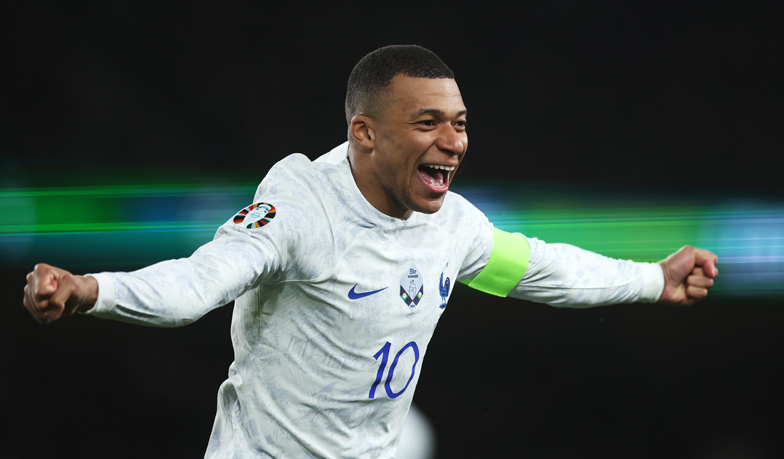 Foto: OFICJALNIE: KYLIAN MBAPPÉ PIŁKARZEM REALU MADRYT!