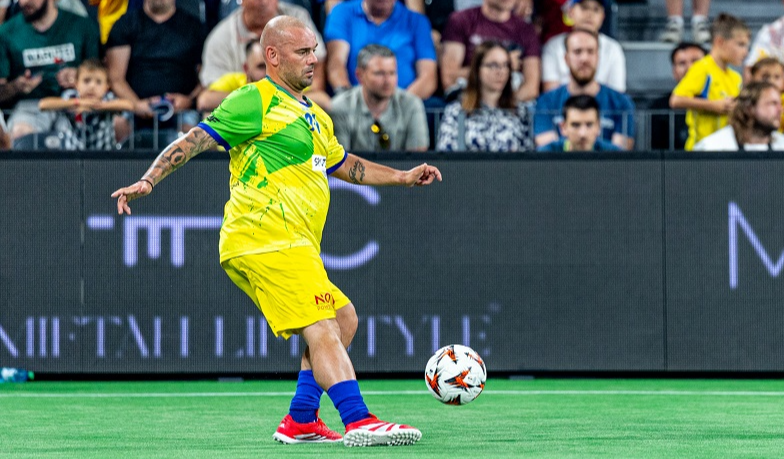 Foto: Sneijder: Xabi jest bardzo inteligentny, poradzi sobie