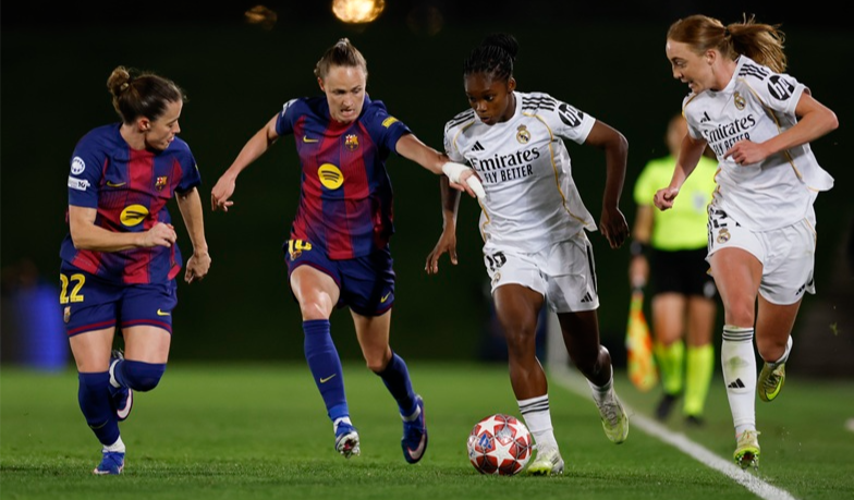 Królewskie podejmą Barcelonę w ligowym Klasyku