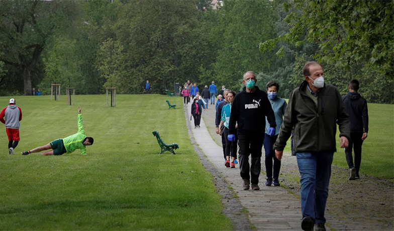 Foto: W Hiszpanii dwukrotnie maleje liczba zmarłych