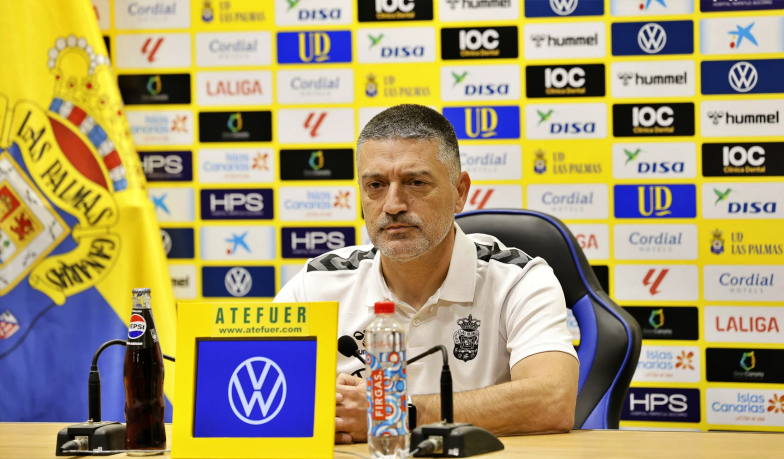 Foto: Pimienta: Musimy bardziej pomagać arbitrom
