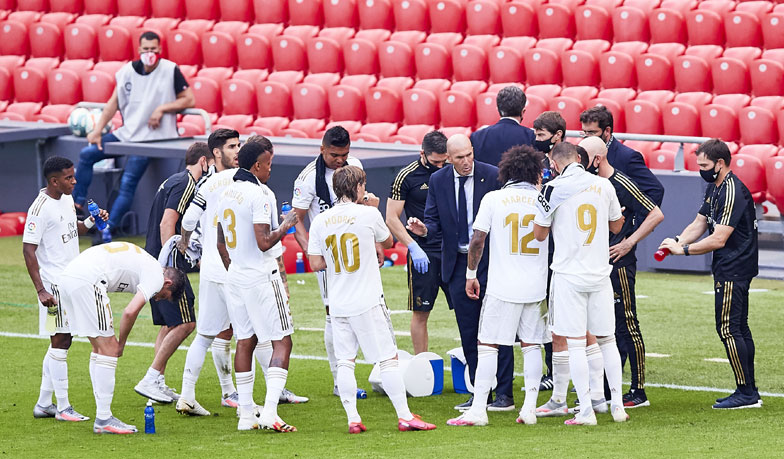 Foto: Zidane: Nie mogę zaakceptować mówienia, że wygrywamy dzięki sędziom