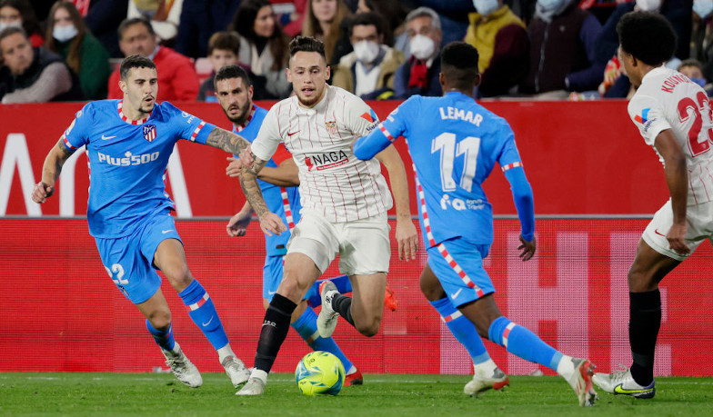 Foto: 18. kolejka: Sevilla rzutem na taśmę wygrywa w hicie kolejki!