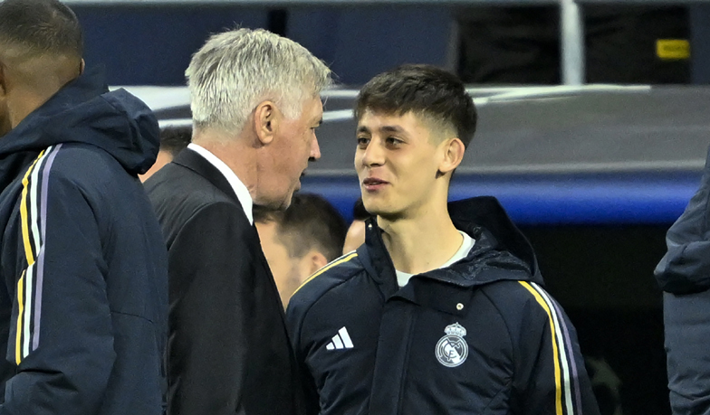 Foto: Ancelotti: Piqué żyje w swoim świecie