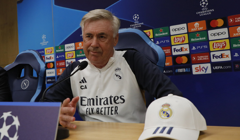 Foto: Ancelotti: Przekonywanie Camavingi? Między lewą obroną a ławką woli lewą obronę