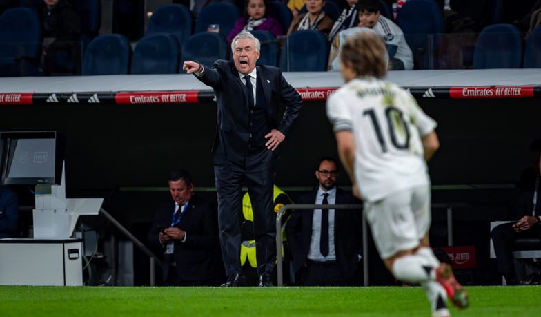 Foto: Ancelotti: Czy preferuję grę rombem? Nie, preferuję 4-4-2