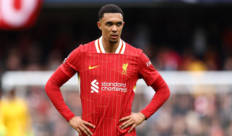 Foto: Carragher: Alexander-Arnold wybrał bycie rywalem