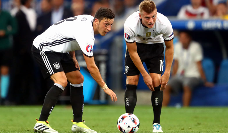 Foto: Kroos: Wpis Özila? Uznałem to za coś zabawnego