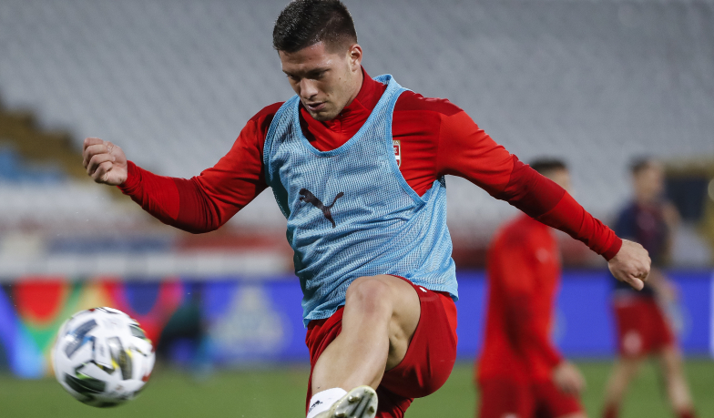 Foto: Jović cały mecz przesiedział na ławce