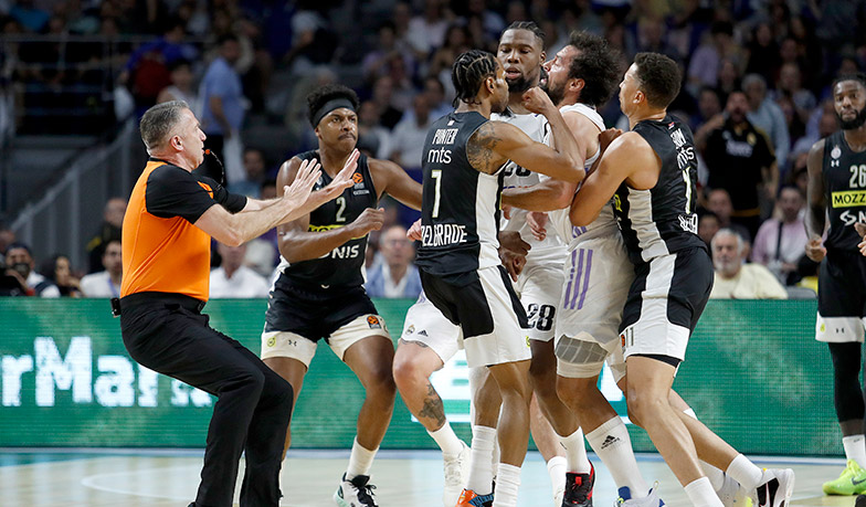 Foto: Llull: Przepraszam wszystkich fanów koszykówki