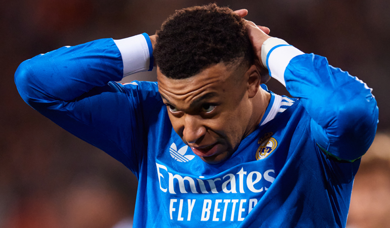 Foto: Mbappé obraził arbitra? „Jeśli ktoś grzecznie zadaje ci pytanie, jako sędzia powinieneś odpowiedzieć”