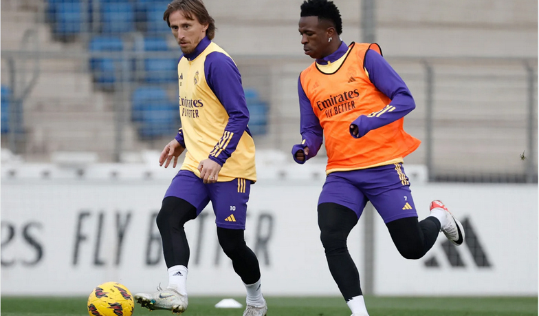 Foto: Carvajal, Camavinga i Vinícius wrócili do treningów z grupą