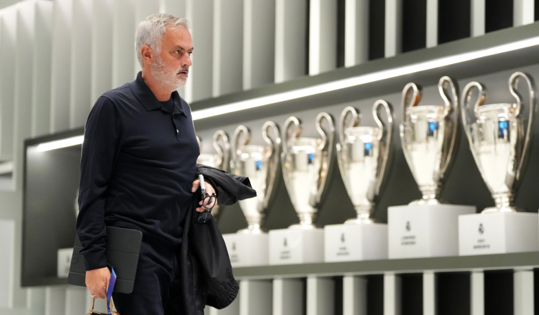 Mourinho: Nie mogę wystawić dwudziestu zawodników naraz, tylko jedenastu