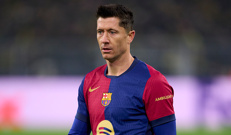 Foto: 23. kolejka: Barcelona dominuje na Pizjuán i odrabia straty