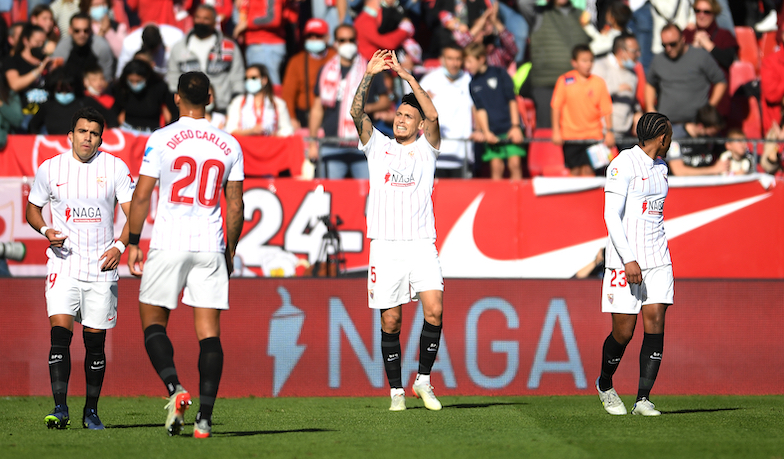 Foto: 16. kolejka: Sevilla wiceliderem po wygranej z Villarrealem