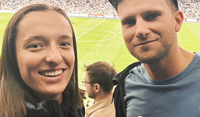 Foto: Świątek, Brady, Đoković czy Nadal oglądali Klasyk na Santiago Bernabéu