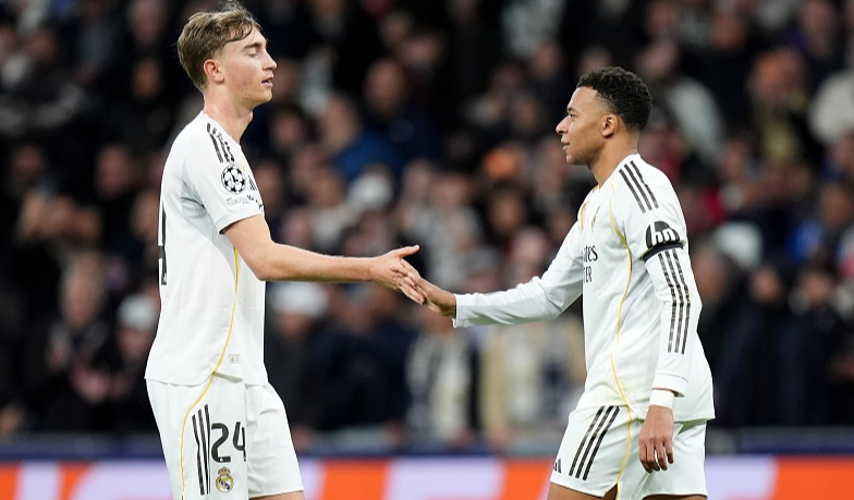 Foto: Huijsen: Przez 2-3 miesiące grałem z kontuzją, ale w końcu czuję się dobrze