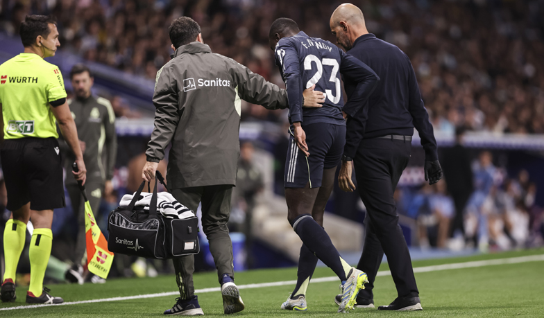 Oficjalnie: Ferland Mendy poważnie kontuzjowany