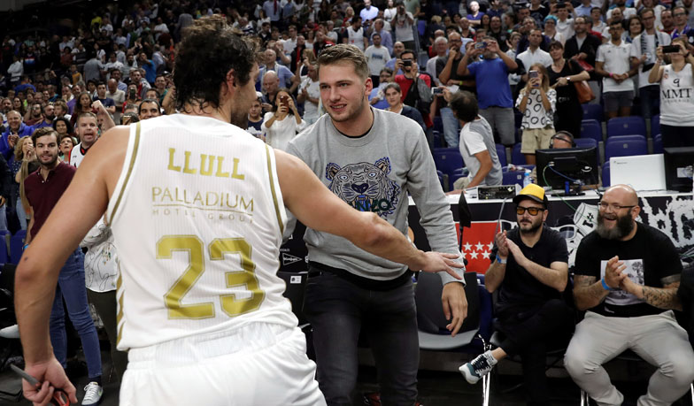 Foto: Oficjalnie: Real Madryt zagra w październiku z Dallas Mavericks