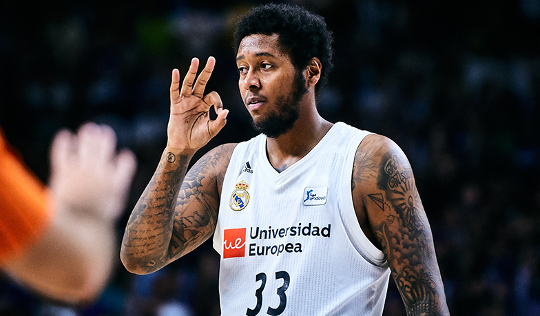 Foto: Trey Thompkins nie gra przez nadwagę?
