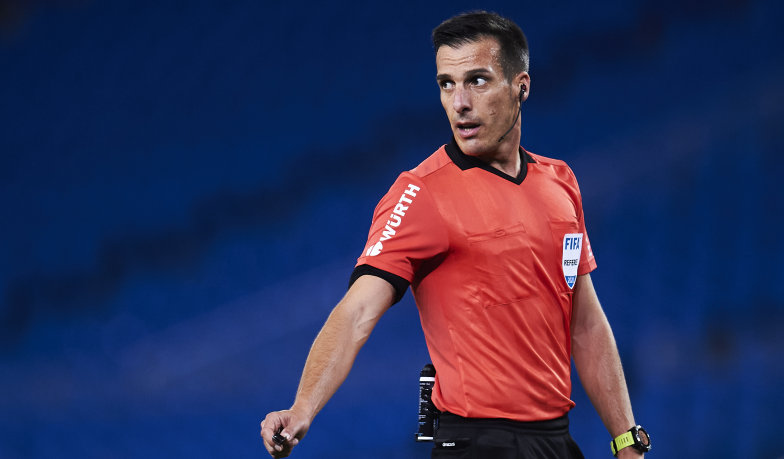 Foto: Sędzia VAR pozywa wiceszefa sędziów, którego opłacała Barcelona