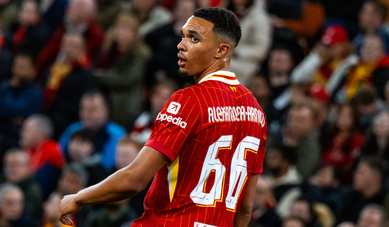 Foto: Alexander-Arnold: Chcę, by za 15 lat mówili o mnie jako najlepszym prawym obrońcy