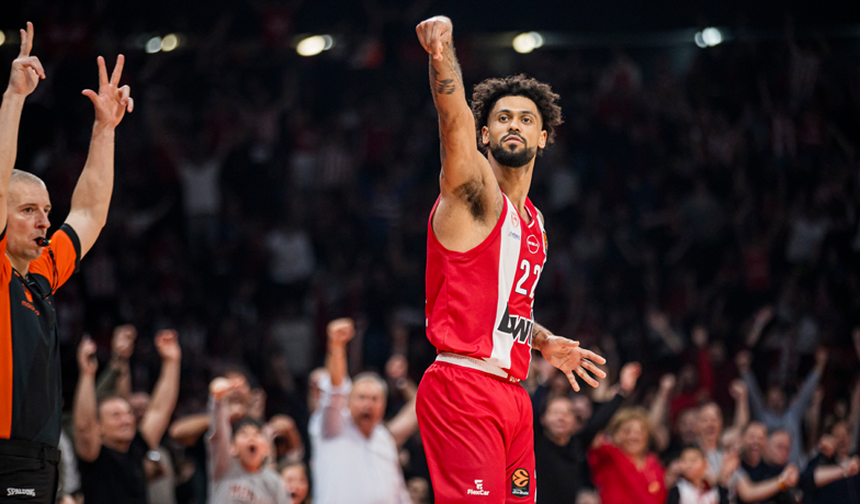 Wysoka porażka z Olympiakosem