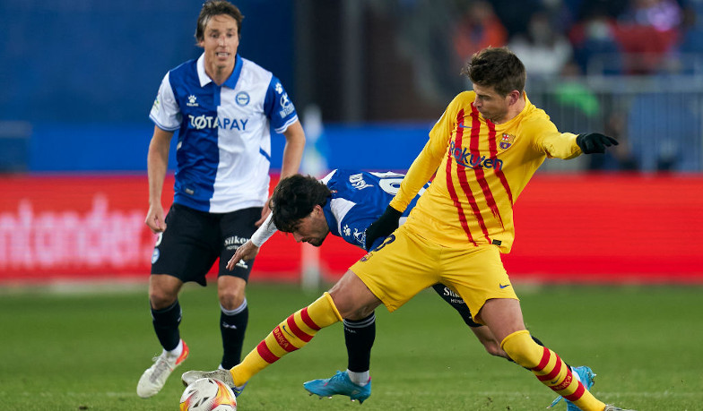 Foto: 22. kolejka: Barcelona wygrywa rzutem na taśmę