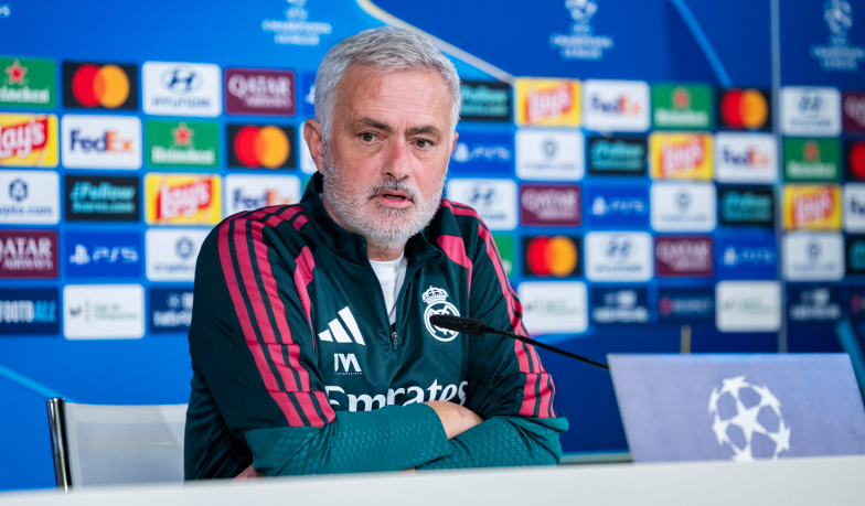 Mourinho: Nietykalny jest herb, tym, co czyni zawodnika nietykalnym, jest jego postawa na boisku