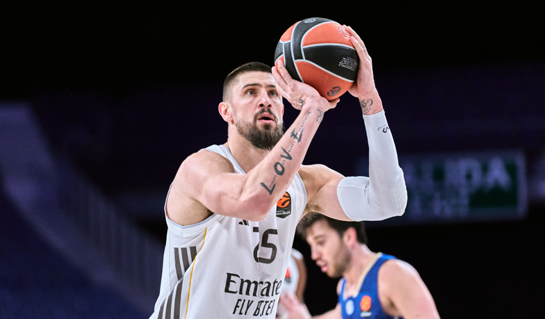 Foto: Łeń: Trener kładzie duży nacisk na dobrą grą defensywną