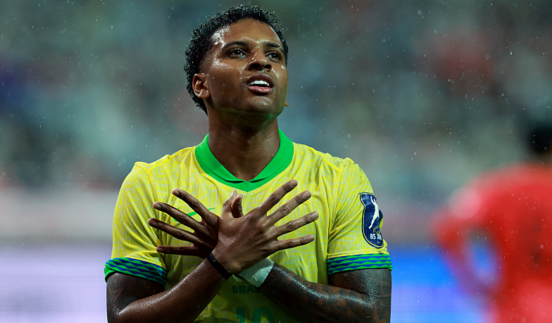 Foto: Brazylia wysoko wygrywa z Koreą Południową, dublet Rodrygo