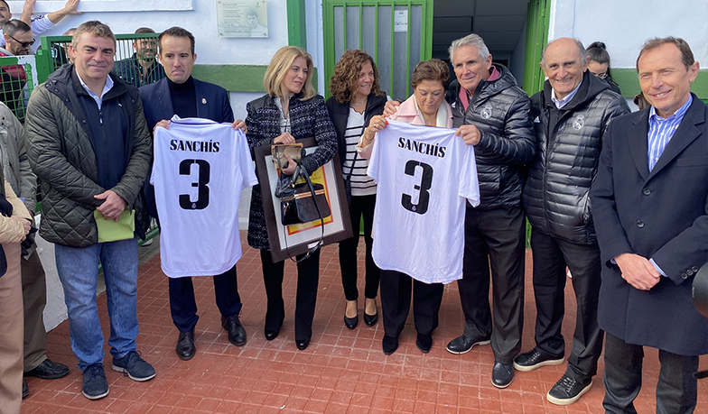 Foto: Królewscy uczcili pamięć Manolo Sanchísa seniora