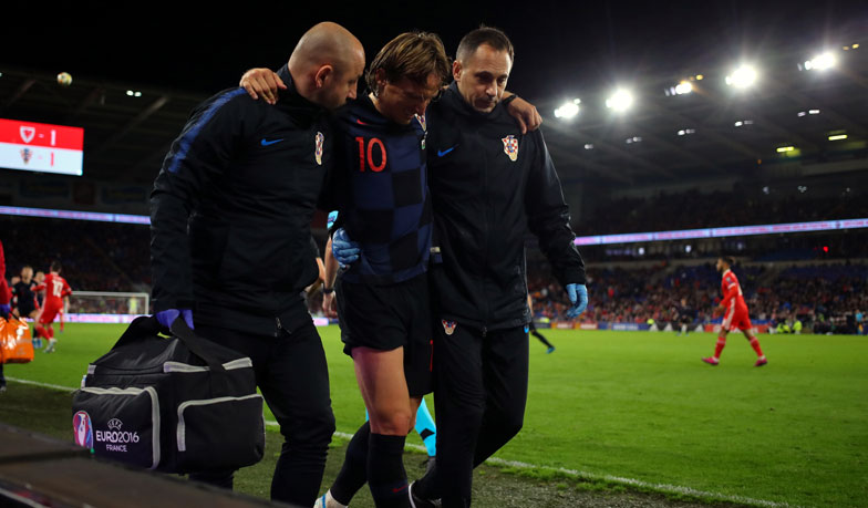 Foto: Oficjalnie: Modrić ze stłuczeniem mięśnia