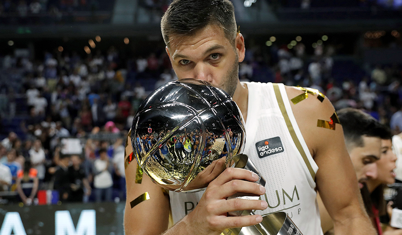 Foto: Oficjalnie: Felipe Reyes przedłużył kontrakt do 2021 roku