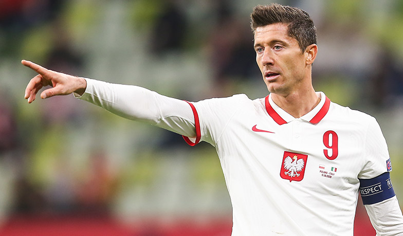 Foto: City włącza się do walki o Lewandowskiego?