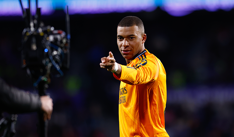 Foto: Mbappé wraca do Francji, by rozliczyć się z przeszłością