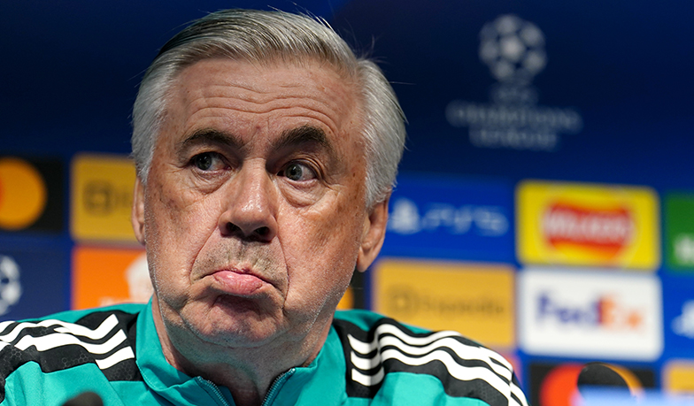 Foto: Ancelotti: Wątpliwość to 2 lub 3 napastników