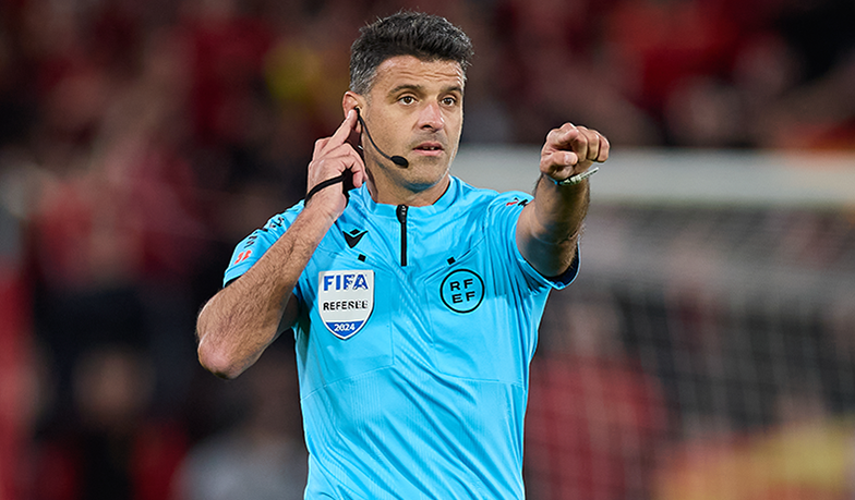 Foto: Gil Manzano na finał Superpucharu Hiszpanii