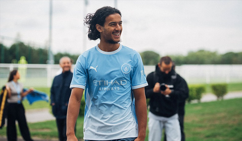 Oficjalnie: Ayyoub Bouaddi piłkarzem Manchesteru City